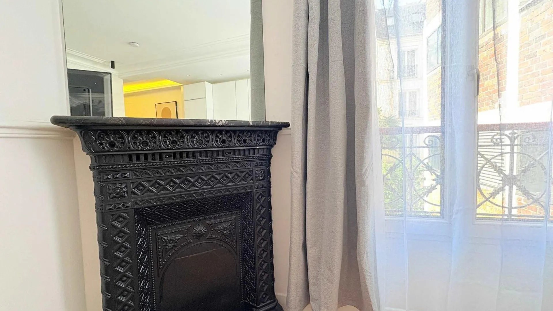 Signature Champs Elysees Ac By Melvane Paris